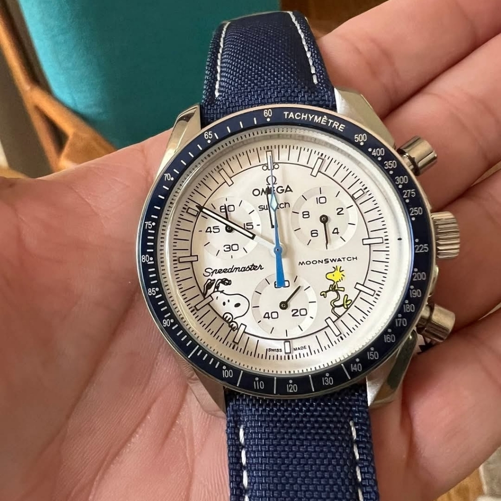 SWATCH MOONWATCH SNOOPY Speedmaster In STAINLESS STEEL - Customizable. 42mm - Picture 7 of 9